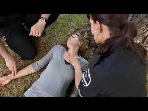 How to Help Someone Who Has Fainted | First Aid Training