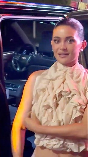 Kylie Jenner Arrives At ‘The Moment’ Movie Premiere In Los Angeles, CA