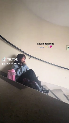 Videos de Grace en internet (@graceninternet) con “sonido original - 🇦 🇱 🇦 🇰 🇷 🇦 🇳”