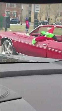 THE GRINCH IS RIDING CLEAN 😆| #christmas #cartox #shortsviral #comedy