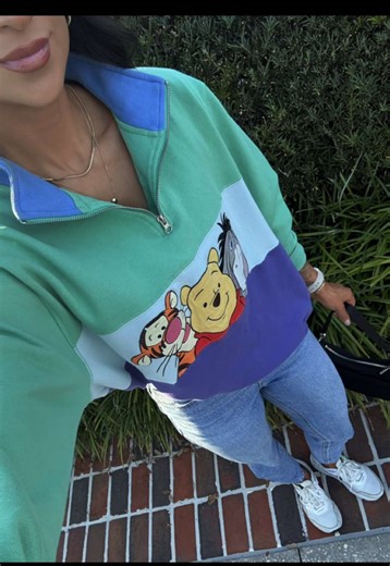 Stylish Disney Springs Outfit for Comfort and Fun