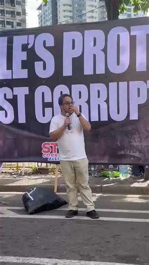 5K views · 91 reactions | LOOK : Davao City witness the People's Protest Against Corruption rally today, which marched from Roxas Street to Freedom Park. A rally will be staged at 2:30 pm organized by the Stop Corruption Alliance./Kath M.Cortez(davaotoday.com) | Davao Today | Facebook