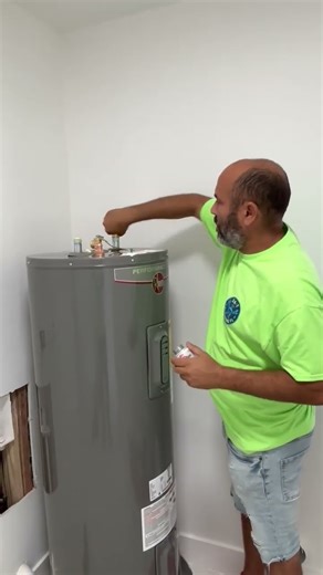 New Water Heater Installation | Professional Plumbing Service #plumbing #plumber #florida