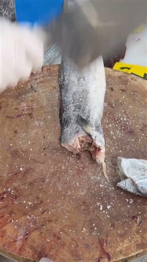 Unbelievable Needle Fish Slicing Skills! 🤯 Fastest Gar Fish Cutting Mastery #cuttingskills #shorts