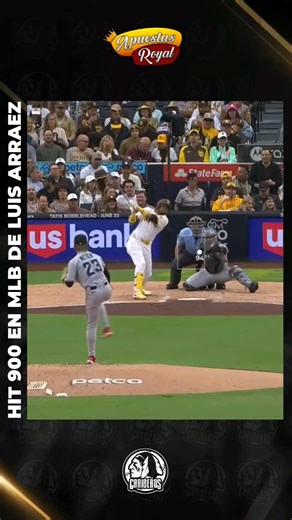 YA SON 900 IMPARABLES PARA LA REGADERA 🔥 LUIS ARRAEZ llegó a 900 hits en su currículum en Las Mayores. 900 y vinen muchos más. 🇻🇪 Presentado por @apuestasroyalvzla | Cariberos