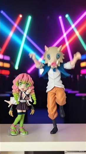 💃 Mitsuri vs Inosuke: The Dance Battle Begins 🌈🔥