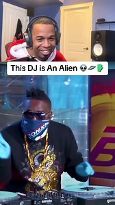 86K reactions · 2.6K comments | This Dj is an Alien ️⁠ ⁠ Credit : @flawless_the_motivator_⁠ ⁠ #dj #djskills #djtransition #mix #music #turntable #djing #nightlife #wordplay #gl0balofficial | GL0BAL | Facebook