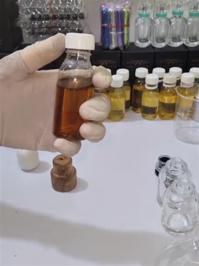 Charlie perfume #perfumery #funoonfragrances #entertainment #viral #viralvideo #fyp #fragranceheaven #fragranceoftheday #perfumetiktok #cheaprateperfume