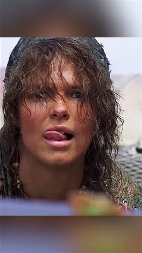 One Tomato, One Deadly Lesson | Survival at Sea in Waterworld