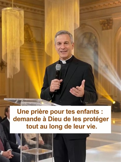 Une prière pour tes enfants : demande à Dieu de les protéger tout au long de leur vie.#Dieu #Catholique #chretien #priere