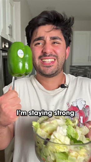 Trying to DIET in a Mexican House 🤣