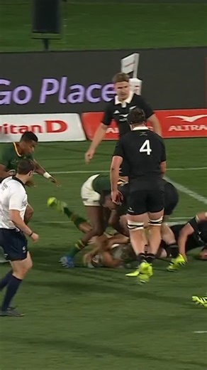 SENSATIONAL! 😍 The Springboks are putting on a show and heading towards a comfortable win 🇿🇦 #NZLvRSA | #TheRugbyChampionship | The Rugby Championship