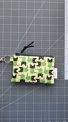 Muriel Corbierre on Instagram: "You know I love quick and simple sewing projects. The zippy is no exception. You can check my YouTube tutorial if you'd like to make one."