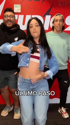 11K views · 141 reactions | PARTE 1 Tutorial de #hastaqueamanezca con @Mateo Garrido Lecca y @elcholomenavb en @studio92 ✨藍 #fypp #fyd #trend #baile #studio #fblifestyle. @Andrea Luna / Actriz ✨ | Andrea Luna | Facebook