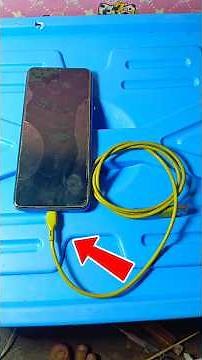Jangan Dibuang Dulu, Begini Cara Atasi Charger HP Longgar yang Bikin Emosi
