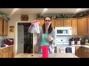 Tupperware's Pitcher with an Infuser: How To
