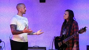 See how this badass Texan Emily Wolfe uses her signature Epiphone Sheratons to create pop-music earworms that get wrapped in barbed wire thanks to a “patent-pending,” 3-pedal-combination trademark. Shop the Rig: Epiphone Emily Wolfe "White Wolfe" Sheraton: https://sweetwater.sjv.io/0Zn9BN Ibanez Analog Delay Mini Pedal: https://sweetwater.sjv.io/k0kO1V Origin Effects Cali76 Compact Deluxe: https://sweetwater.sjv.io/5gq5D3 Empress Buffer: https://sweetwater.sjv.io/EKxEgQ Strymon Flint: https://sw