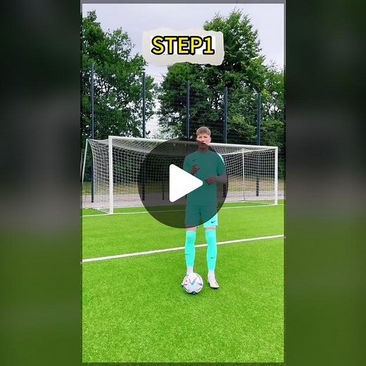 ⚽️⚽️⚽️#soccertraining #soccerskills #sports #football #footballchallenge #footballtiktok #tiktokfootballvideos #footballvideo #soccer #tiktokfootball #footballskill #fyp #foryou