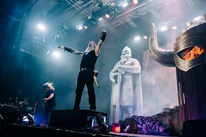 AMON AMARTH destroza Barcelona con una producción espectacular