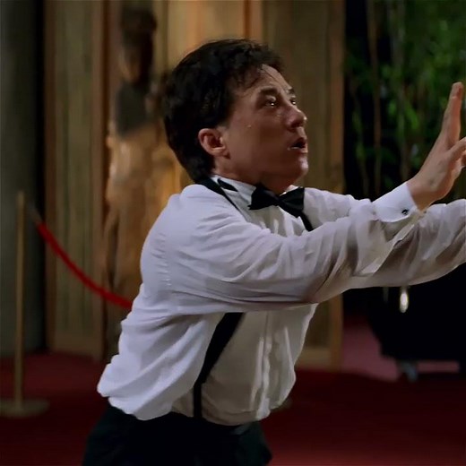 Jackie Chan’s Priceless Vase Fight 😂 | Rush Hour Classic Scene #Shorts