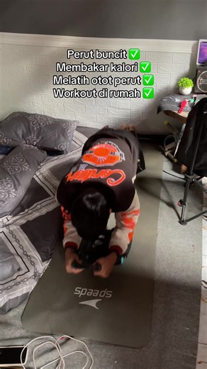 Ultimate Ab Roller Workout for Home Fitness