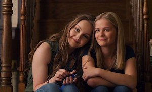 'AGT' Star Darci Lynne Farmer Shines in Netflix's 'A Cowgirl's Song'