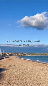 It’s been a perfect day for an autumn beach walk … blue skies, fluffy clouds, and deep blue sea dotted with a few white horses 🌊💙 Greenhill Beach, Weymouth – 16.10.25 ❤️ #LoveWeymouth #WeAreWeymouth #WeAreWeymouthTM #ThisIsWeymouth #Weymouth #GreenhillBeach #SeasideDays #AutumnVibes #CoastalWalks #JurassicCoast #VisitDorset | Loving Weymouth & Portland