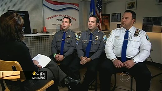 Sandy Hook: Interview w/ NPD Penna, Vanghele & Bahamonde - video Dailymotion