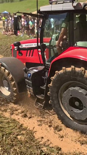 He really made it through the mud?! 😱🚜