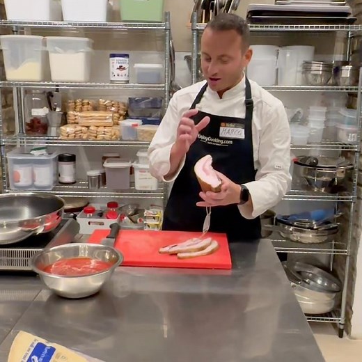 Cooking like an Italian ...#cookingchannel #cookingclasses #enjoycooking