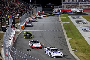 Explaining how NASCAR drivers earn points per race