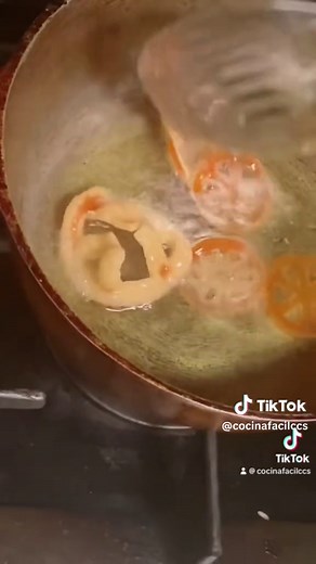 Cómo hacer chicharrones de harina crujientes