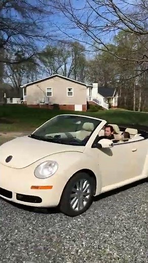 2008 VW Beetle Convertible