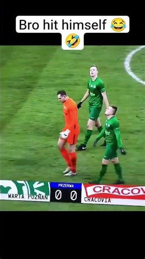 Goalkeeper VS himself #football #funny #fail