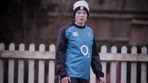 "Watch that girl, she's the only one that tackles properly." 👊 My Story: Kelly Smith 📝 https://bit.ly/3e4zm4l | England Rugby