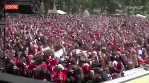 When Eriksen scored that outrageous goal and sent Copenhagen crazy... 💥🇩🇰 [🎥Twitter: tivolicph] | COPA90