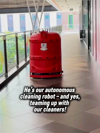Keeping OTH clean for everyone! Did you know our autonomous cleaning robots and dedicated cleaning crew are hard at work around the clock, keeping everything from busy walkways to community spaces clean across the OTH premises? Because a cleaner hub means a better experience for every visitor! A huge thank you to our hardworking cleaners for the cleaning efforts! Also, keeping our place clean is not just the job of cleaners or the cleaning robots; it is a shared responsibility. So hold your wast