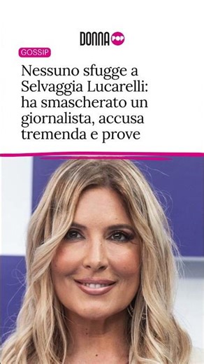 Nessuno sfugge a Selvaggia Lucarelli: ha smascherato un giornalista, accusa e prove schiaccianti
