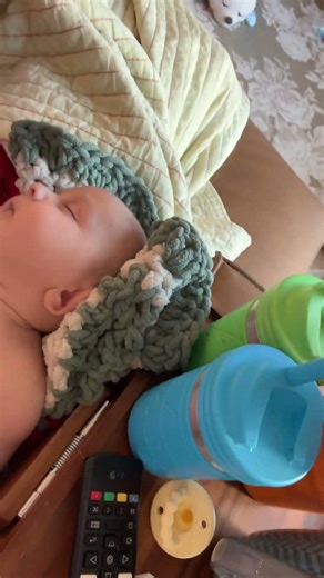 Sleepy morning with the Conte kids