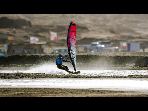 50 Knots, Heavy Crashes - Lüderitz Finally Delivers!