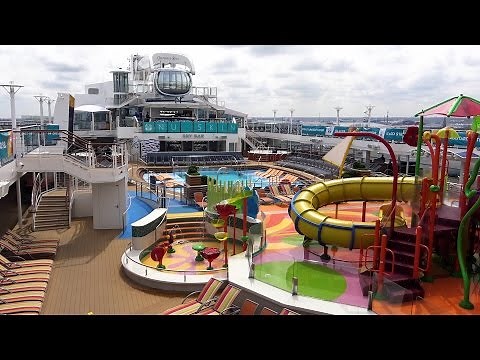 OVATION OF THE SEAS TOUR - OUTDOOR POOL AND SPLASH PARK