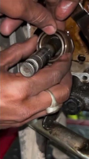 how to install new kick spring in motorcycle #mechanic #line #youtubeshorts #plz_subscribe channel