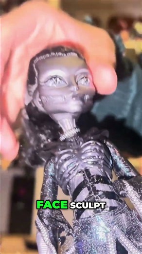 ALIEN FACE SCULPT?! Cheekbone secrets revealed 👽 #Deucegsdoll #shorts #monsterhigh
