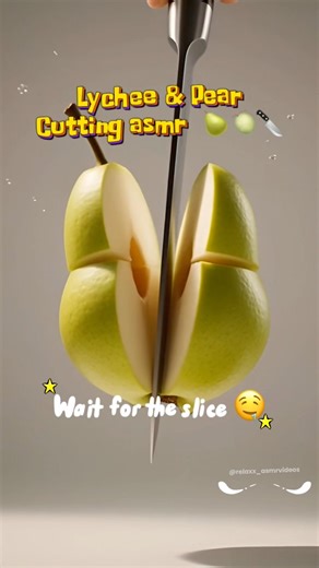 Lychee & Pear cutting asmr 🍐🍈🔪. #asmr #asmrsounds #asmrvideos #fruitcutting #satisfying #relaxing