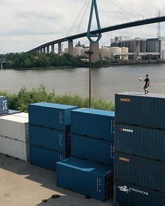 170K views · 907 reactions | A special way to get to the world champs #Hamburg2019! ‍♂️⚓ #hamburghustle - the story continues on July 1st Red Bull I comdirect I Deutsche Volleyball-Nationalmannschaften I FIVB - International Volleyball Federation I Die Techniker (TK) I ALDI Nord | Beach Volleyball Majors | Facebook