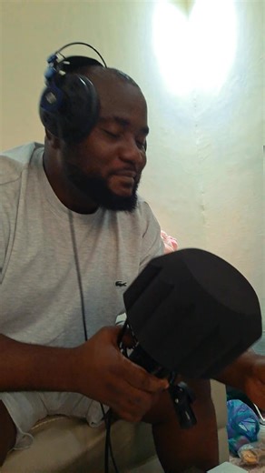 Vidéos de Grâce Pascal Thea Div'coiffure (@grce.pascal.thea) avec Doumbouya - Aubin Thea