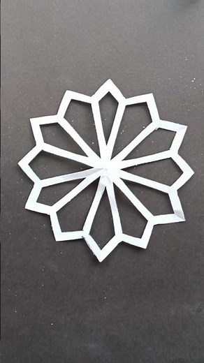 Easy Geometric Snowflake DIY ✂️ | Paper Craft in 30 Seconds! #shorts