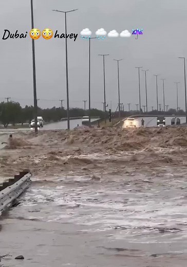 Severe Flooding in Dubai: Heavy Rainfall Impact