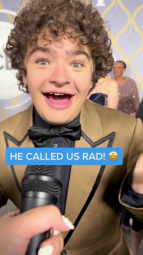 Gaten Matarazzo Calls Fans Rad at the Tony Awards Red Carpet