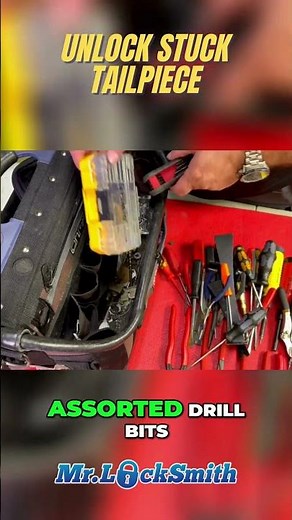 Unlock Stuck Tailpiece: Easy Lock Removal Tip!